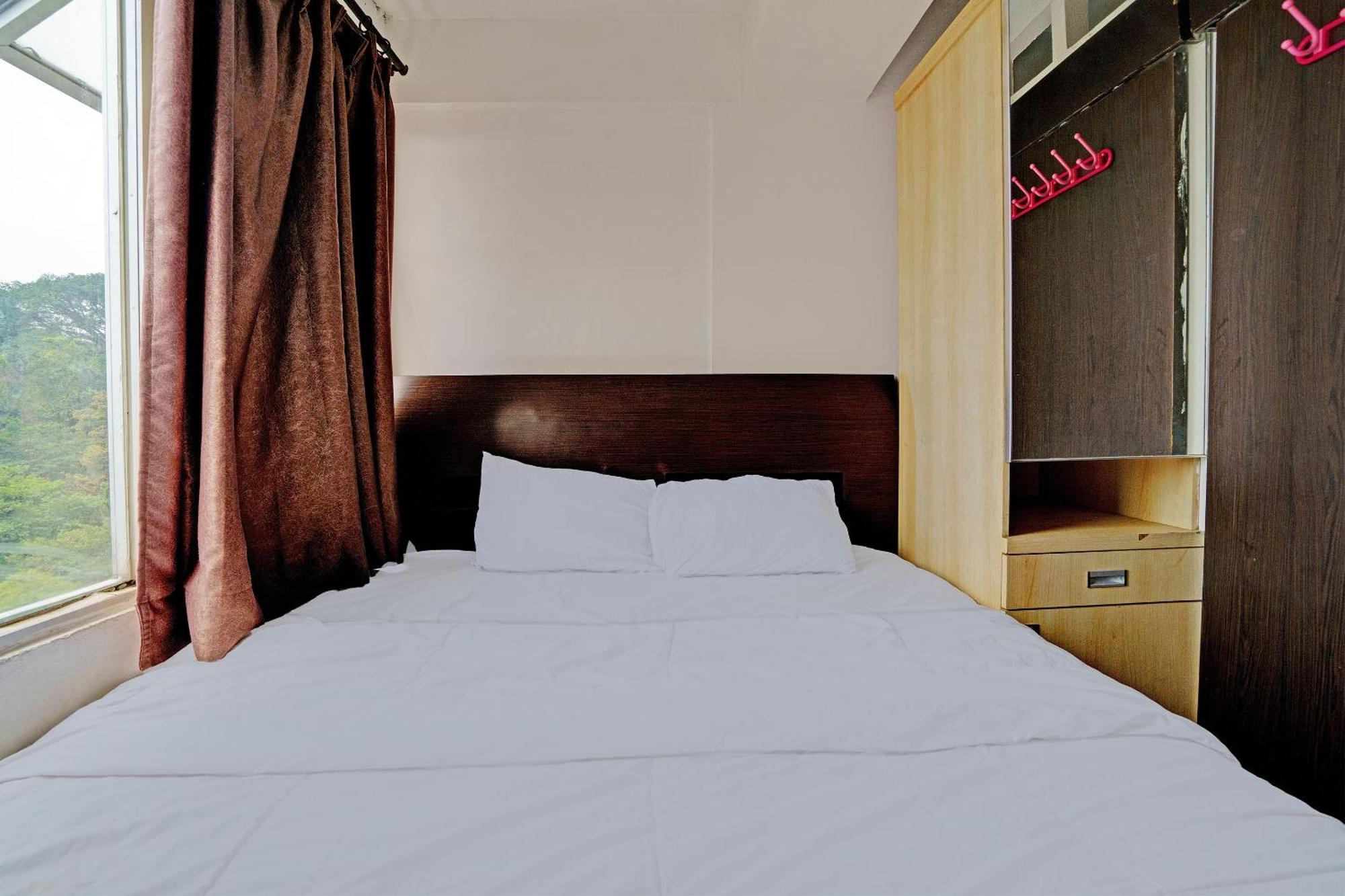Hotel Oyo Life 92976 Jarrdin By Apato Bandung